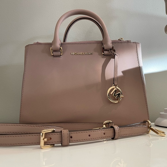 Michael Kors two way bag - Picture 8 of 15